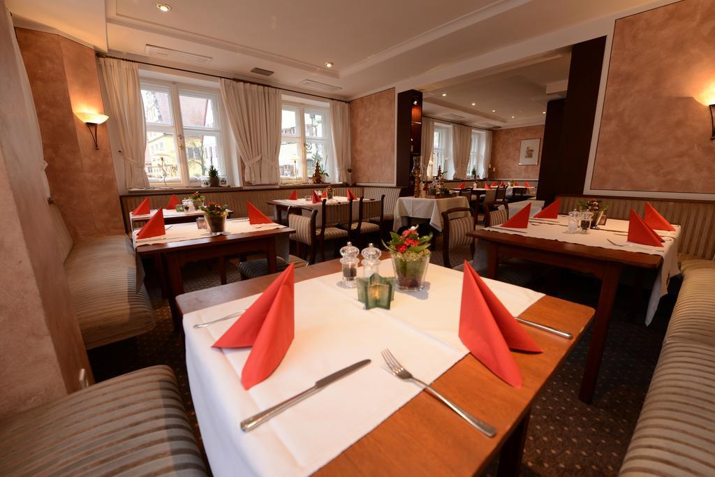 Hotel Eisenkrug Dinkelsbuehl Ngoại thất bức ảnh