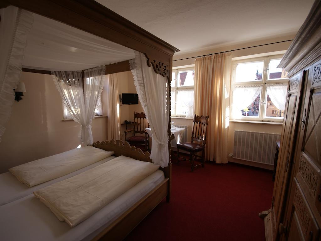 Hotel Eisenkrug Dinkelsbuehl Phòng bức ảnh